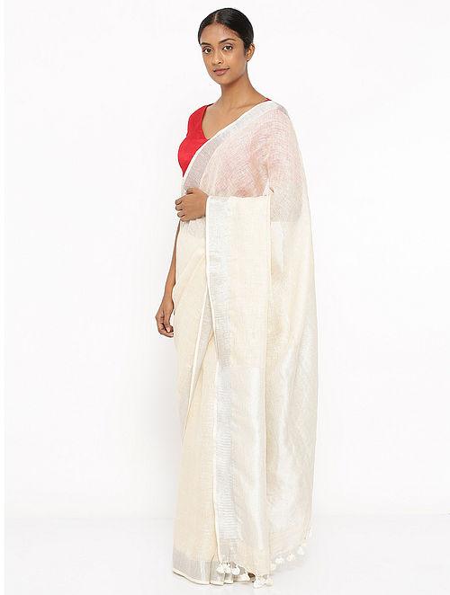 Pretty  Off White Colored  Festive Wear Printed  Pure Linen Saree