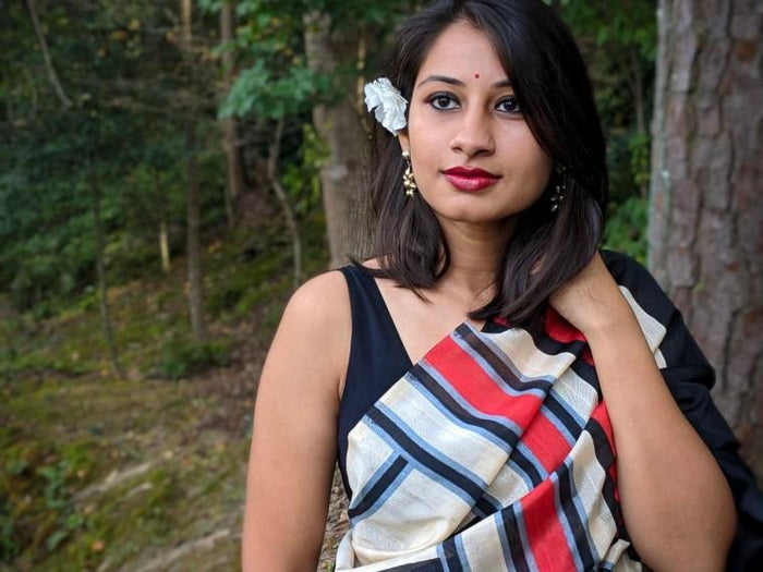 Pure linen saree in black  enchanting casual wear