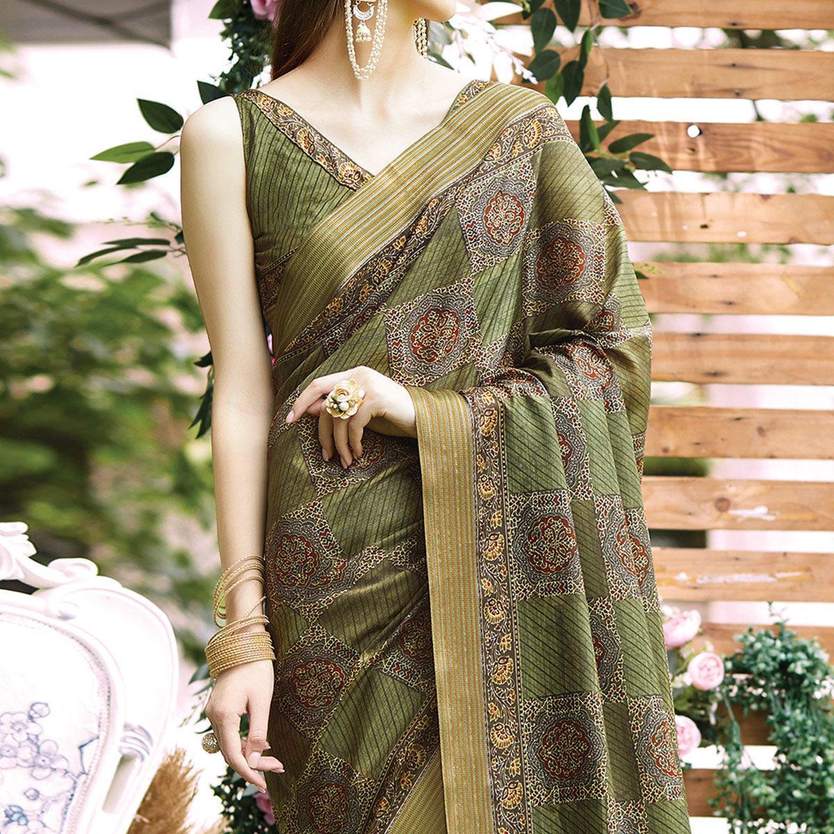 Self Design Beautiful Rich Soft Silk Saree - Ibis Fab