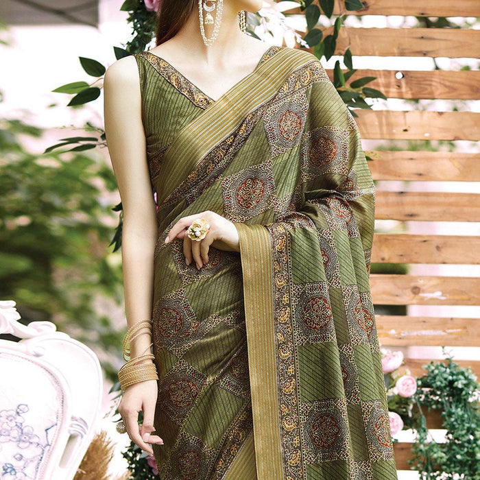 Self Design Beautiful Rich Soft Silk Saree