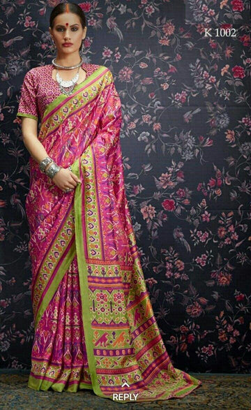 Stunning Pink colored Designer Printed Pure Linen Designer Saree