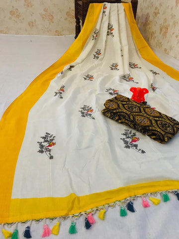 Trendy Pure Linen White Colored Casual Printed Saree