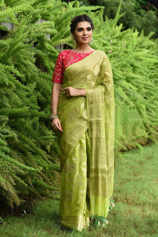 Wonderful Women's Green Colour Pure Linen Saree With Blouse Piece - Ibis Fab